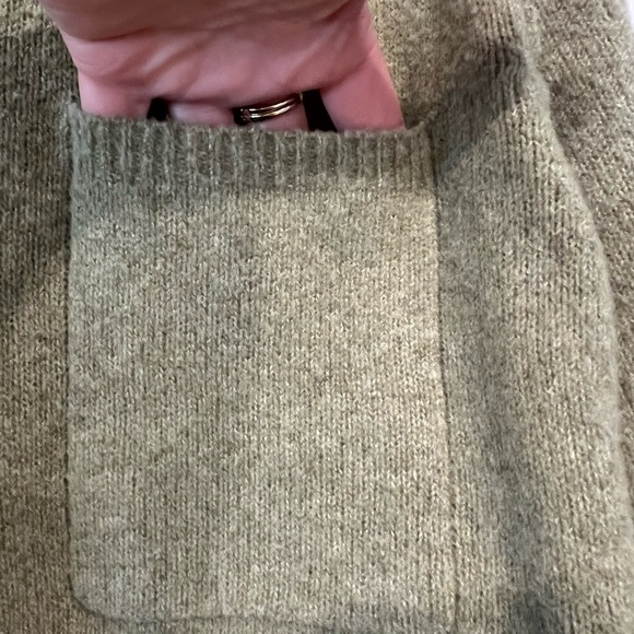 Aerie V-Neck Sweater - Picture 4 of 6